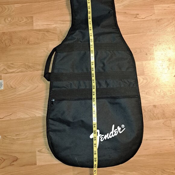 Fender® Guitar Carry Case Gig Bag Black,Soft Shell - Picture 10 of 12